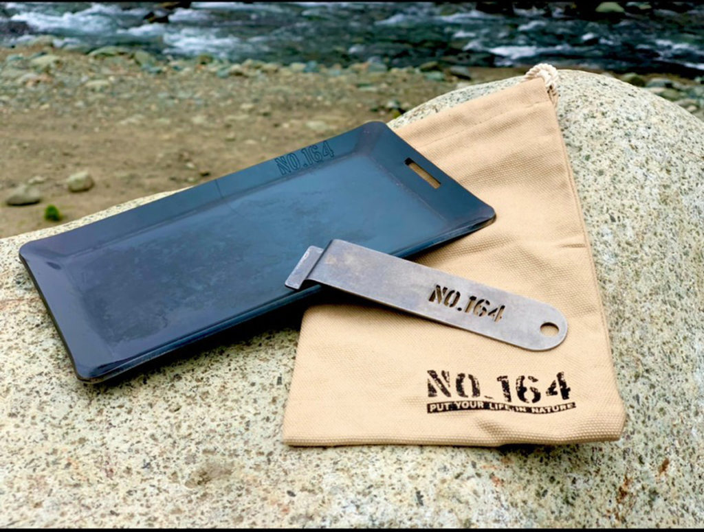 ヒロシ愛用の鉄板はどっち？ヨコザワテッパンと独焼鉄板の違いを徹底比較