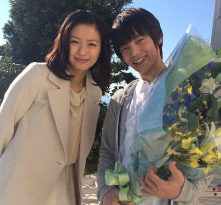 結婚10周年のリアルと奇跡。『Nのために』から始まった二人の軌跡と、今なお語り継がれる名場面の舞台裏