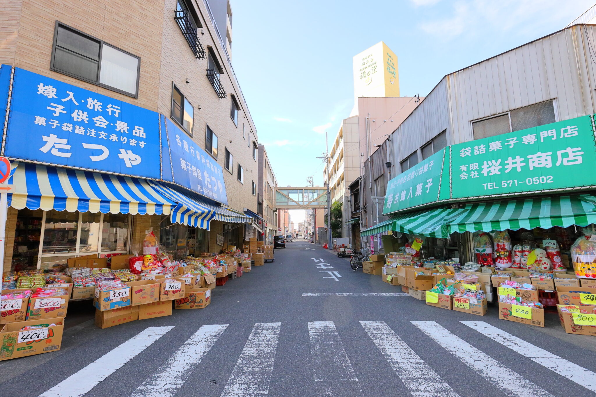 昭和の問屋街が2026年に魅せる奇跡。レトロな倉庫街「問屋 町」が日本一エモーショナルなカルチャー発信地に化けた理由