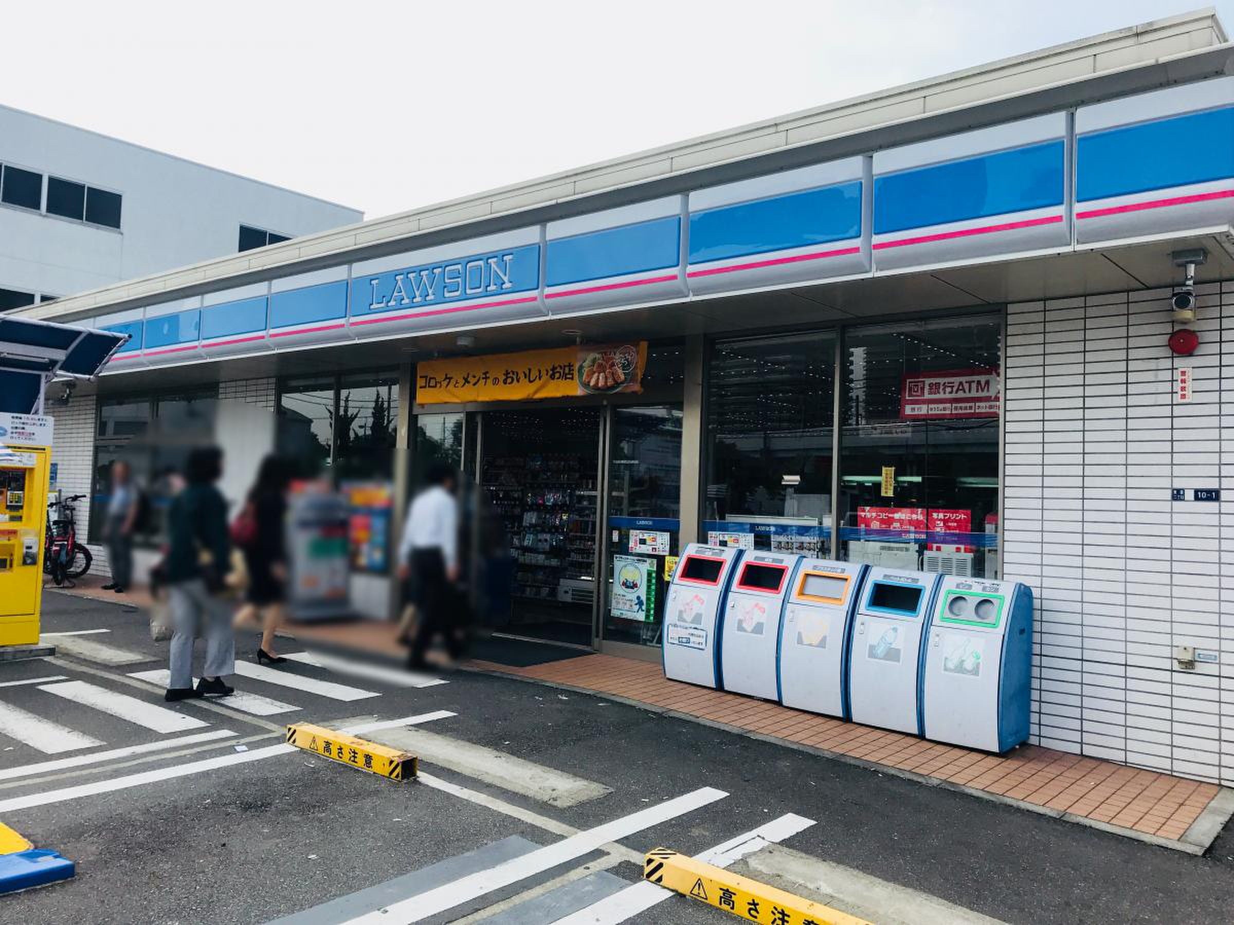 ローソン東雲駅前店の営業時間と設備は？駐車場・喫煙所の実態と口コミ