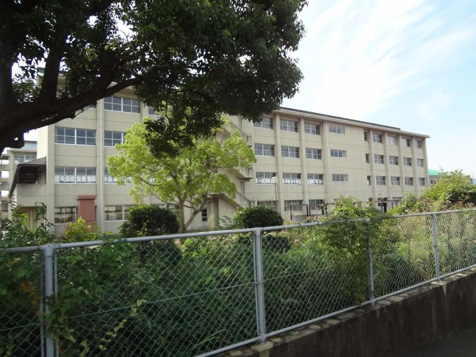 広陵町立広陵中学校は本当に荒れている？リアルな評判と進学実績の真相