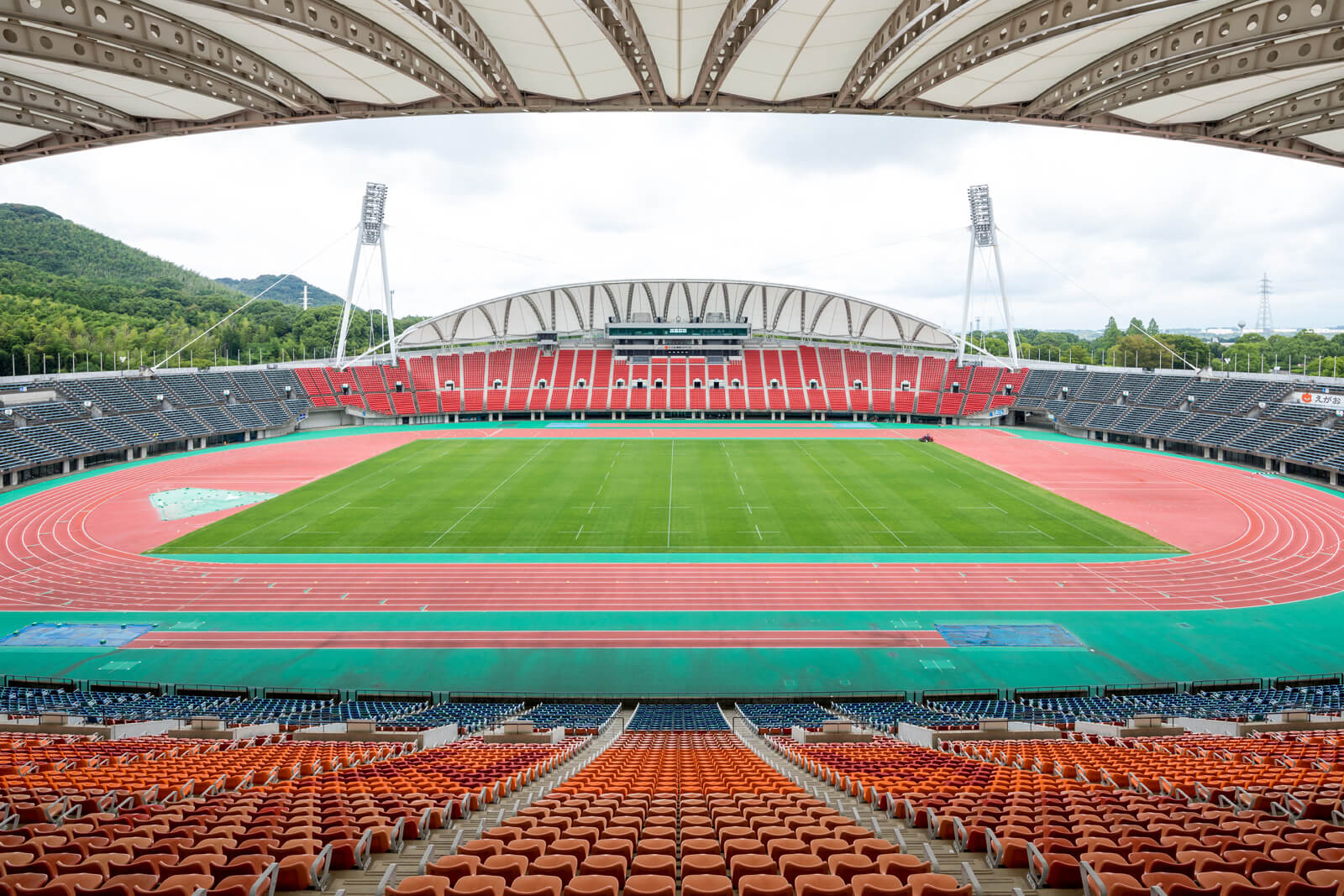 えがお健康スタジアム攻略！雨に濡れる席と駐車場混雑の罠2026