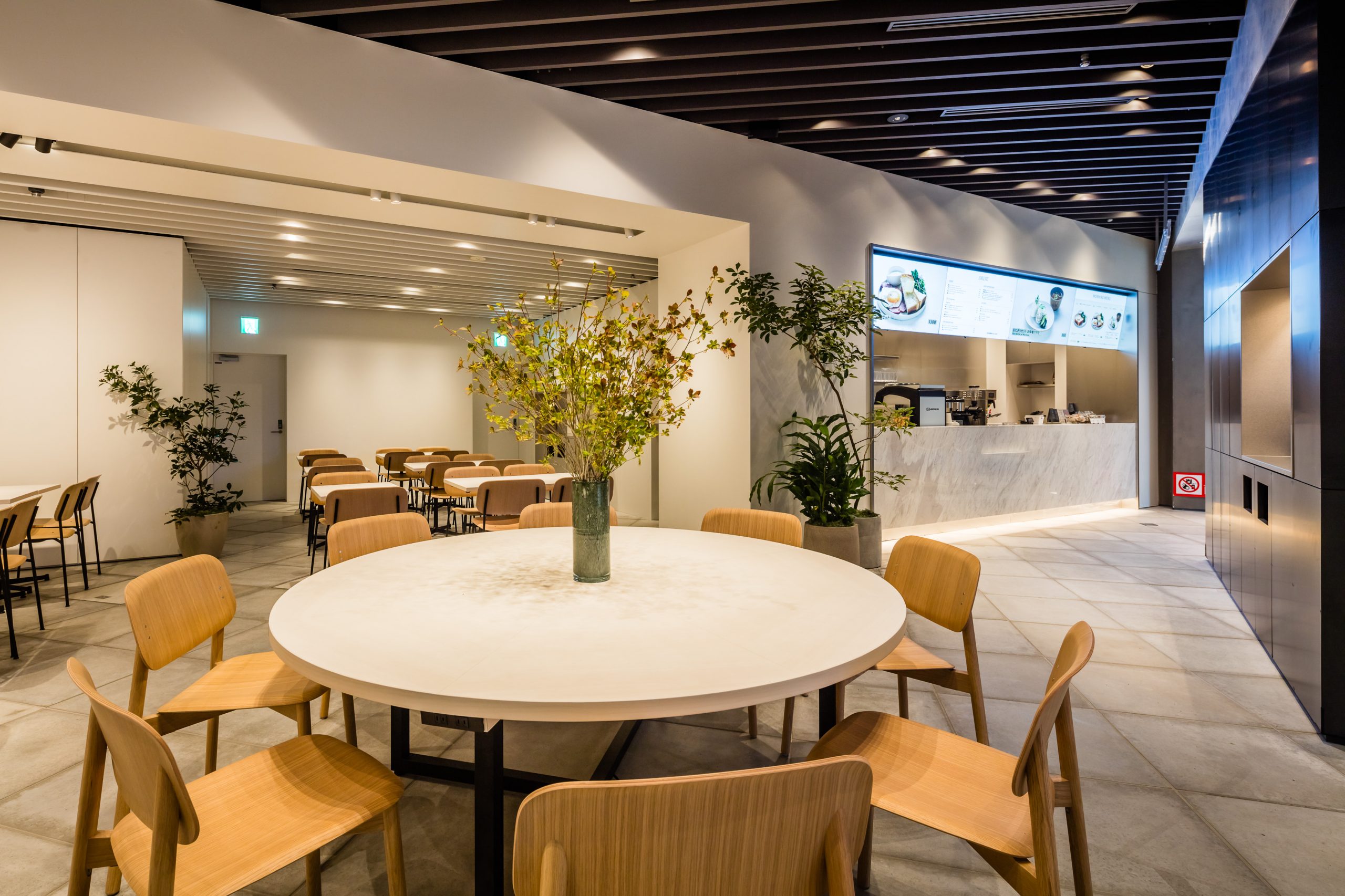 虎ノ門ヒルズのカフェ決定版！穴場や電源から夜デートまで徹底網羅
