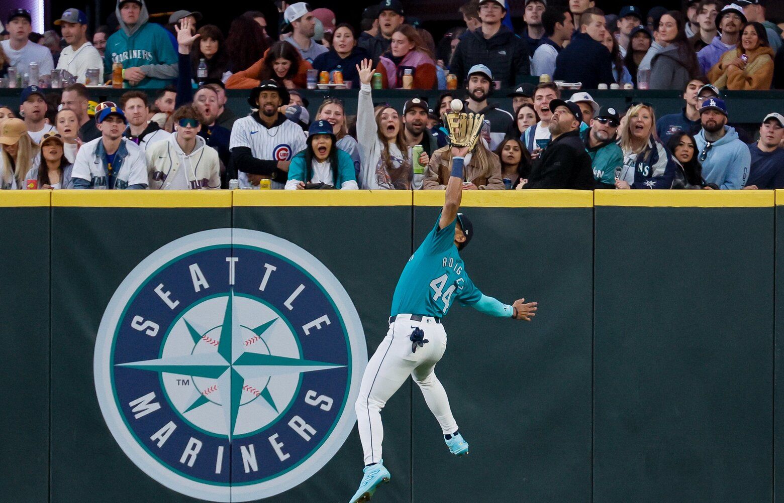 What Time Do the Mariners Play
