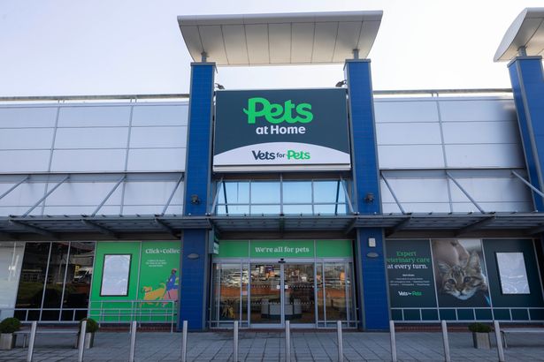 Is Pets at Home Open on Bank Holiday Monday