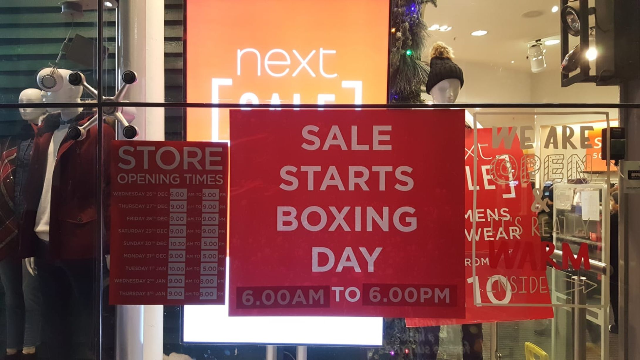 Boxing Day Sales Opening Times Next