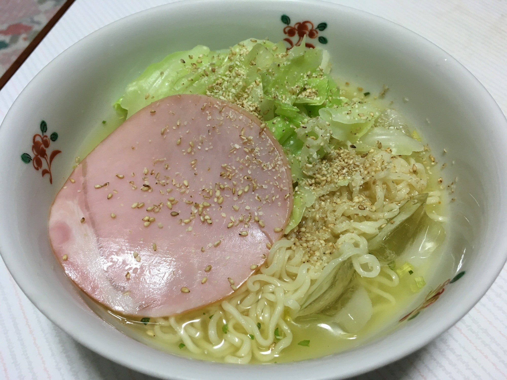 袋麺が名店級に化ける！インスタント冷やしラーメン激ウマの真相