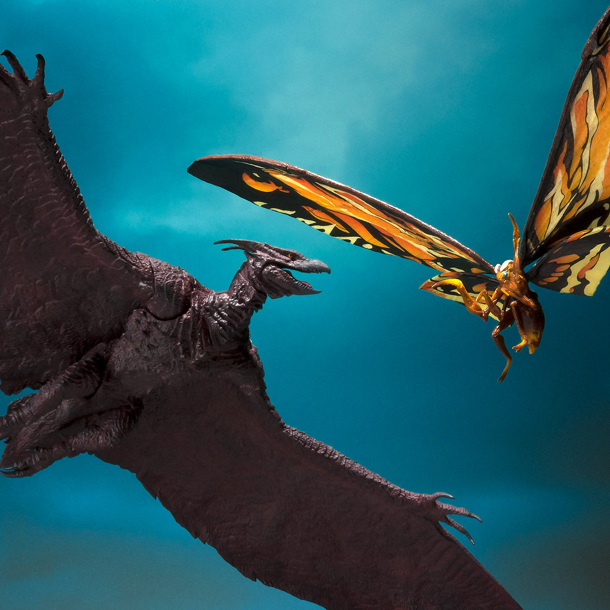 ラドン対モスラどっちが強い？歴代映画の勝敗と関係性を徹底検証