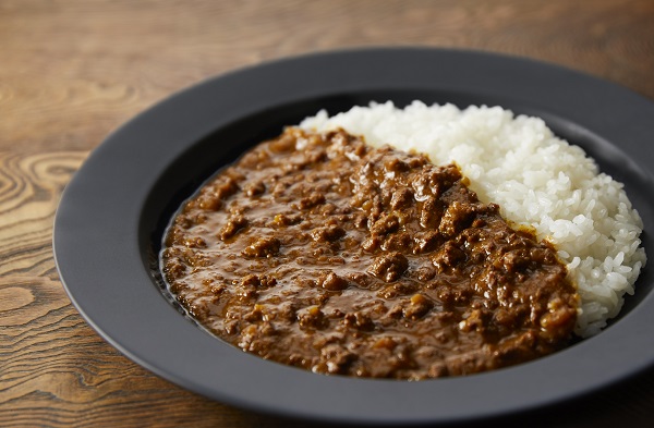【2026年最新】「ドライカレー」と「キーマカレー」の決定的な違いとは？ 意外と知らない歴史と進化する日本のスパイス事情