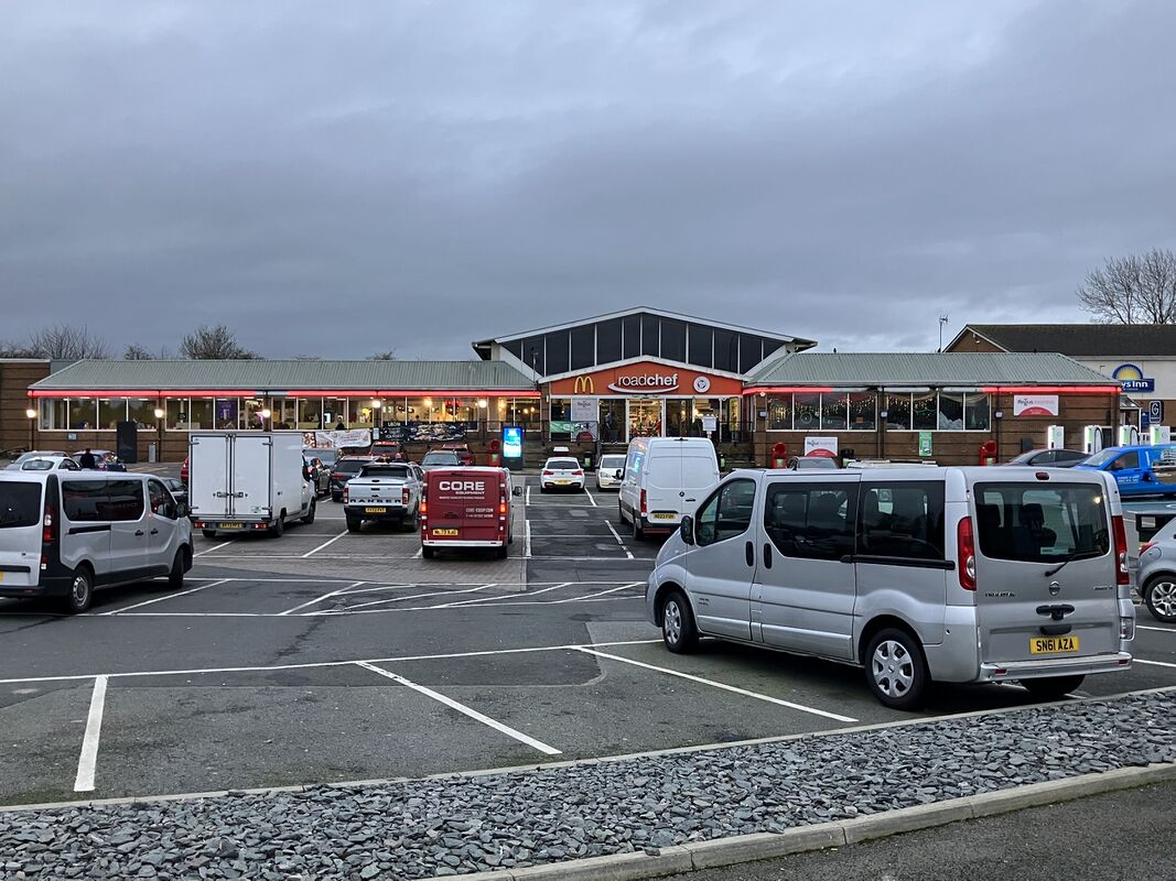Watford Gap Motorway Services Area Watford Northampton Nn6 7Uz