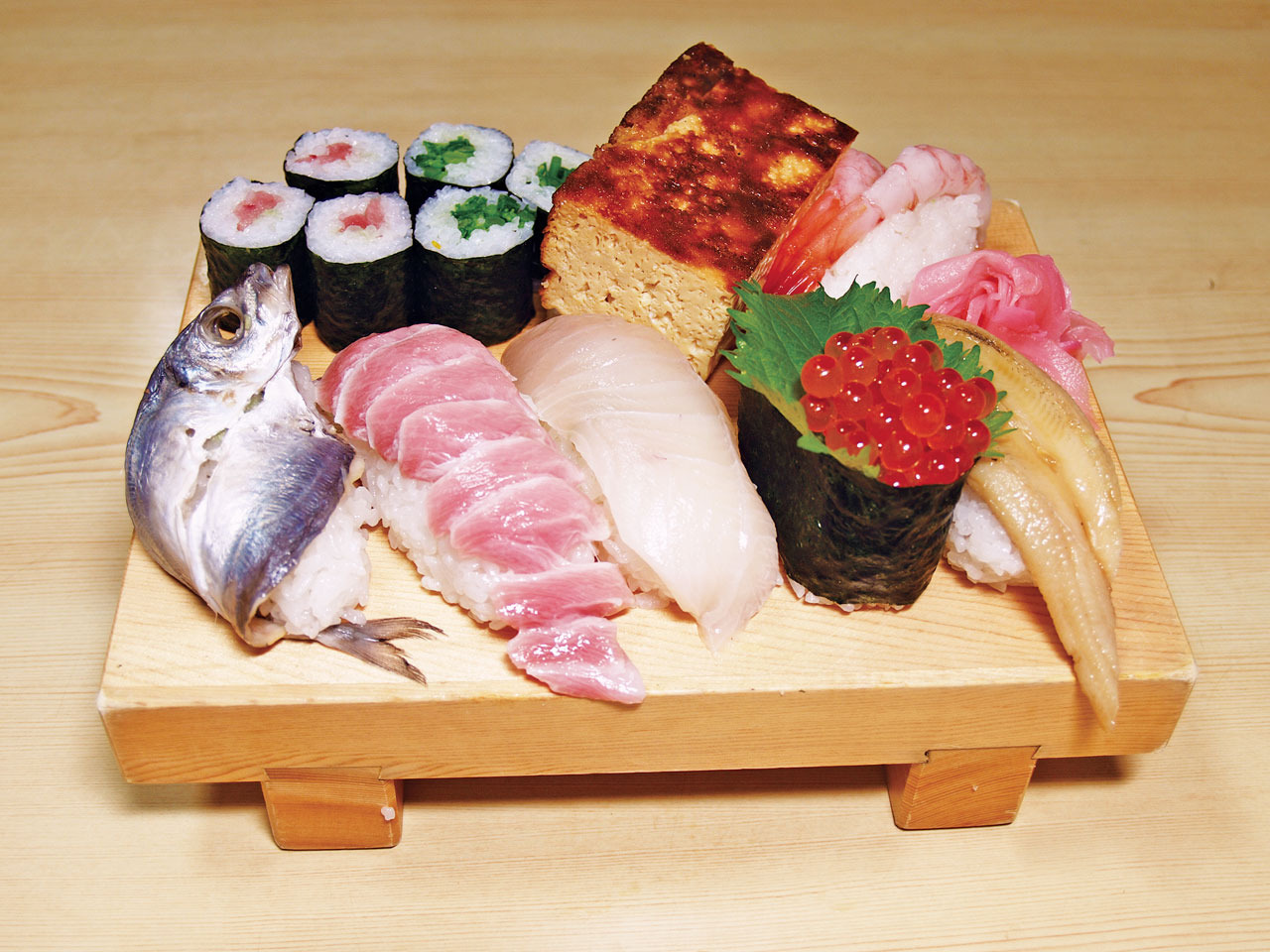 館山の老舗・茂八寿司を徹底解剖！巨大な房州寿司と厚焼き玉子の魅力