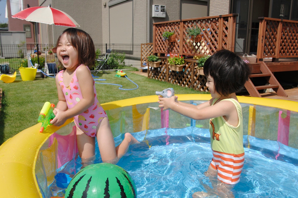 事故防止の盲点に迫る！失敗しない子どもプールの安全基準と選び方