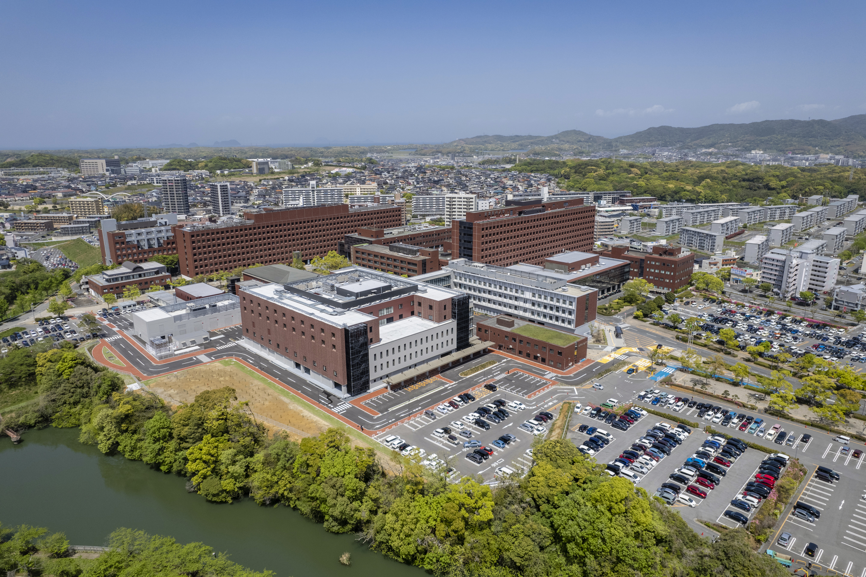 産業医科大学の学費免除と偏差値の真実｜2026年最新難易度と進路