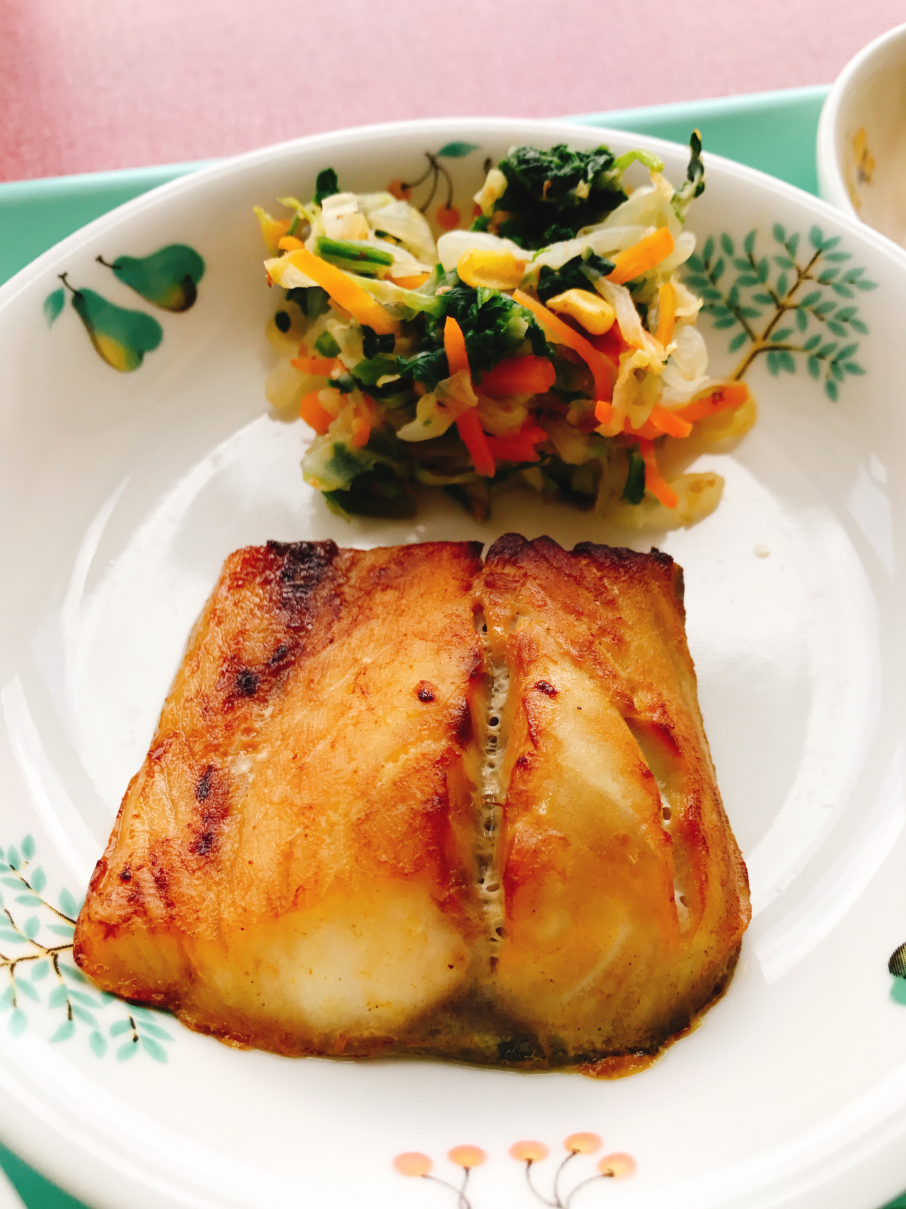 鯖のカレー焼きで魚嫌いを克服！冷めても美味しい黄金比とプロの下処理