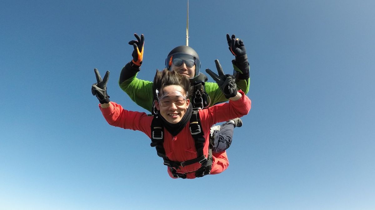 関西のスカイダイビング完全比較！費用相場や兵庫但馬の評判を徹底解説