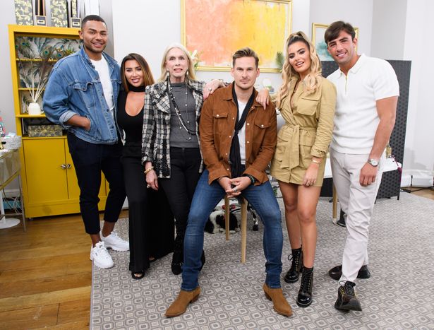 When Was Celebs Go Dating Filmed
