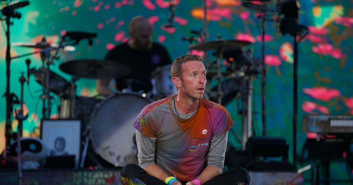Where Does Chris Martin Live in the Uk