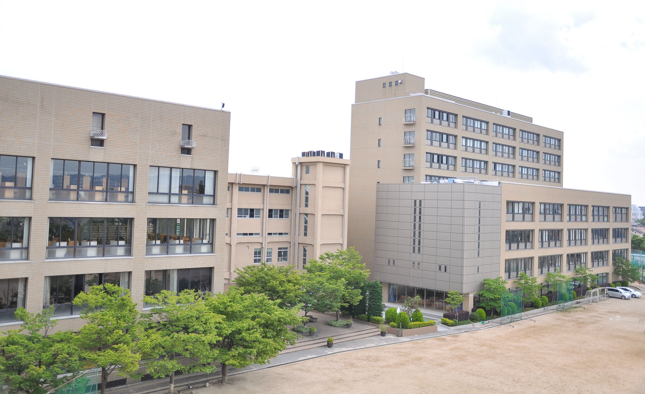 園田学園女子大学の評判と偏差値は？共学化の真相や2026年動向を徹底解説