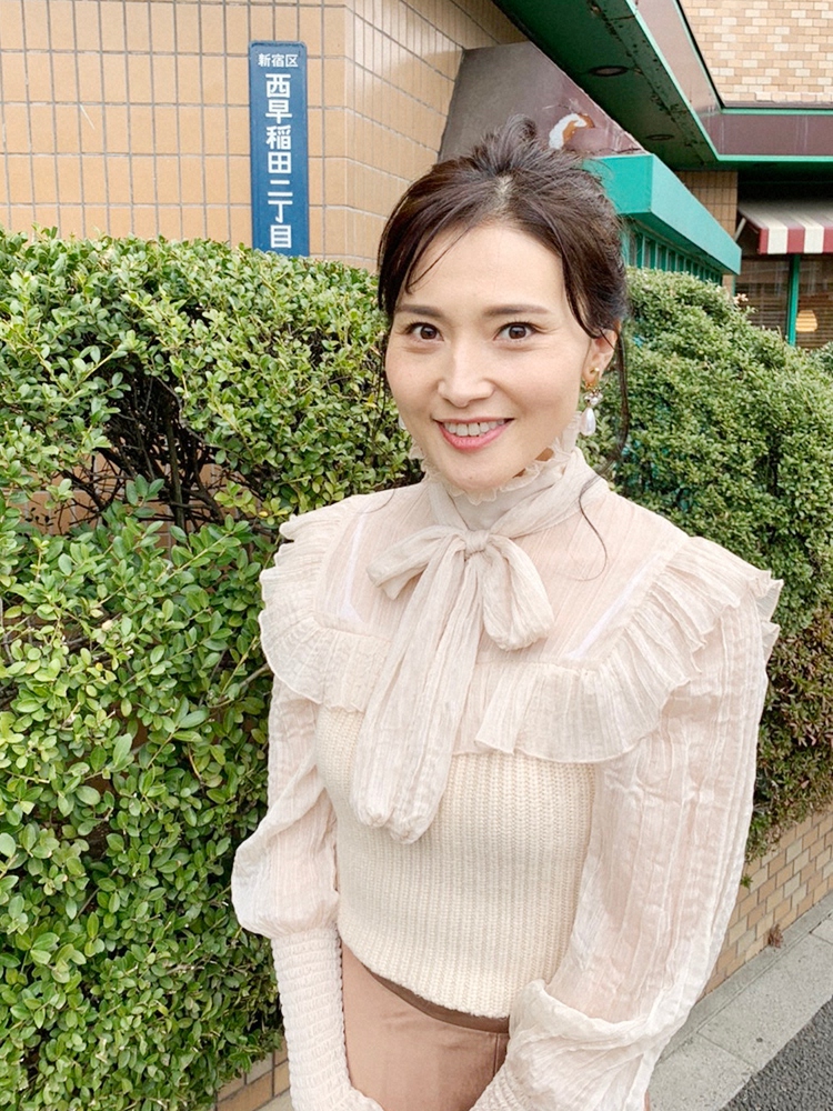 金子恵美の検索ワードの真相に迫る！写真集疑惑とメディア露出の全貌