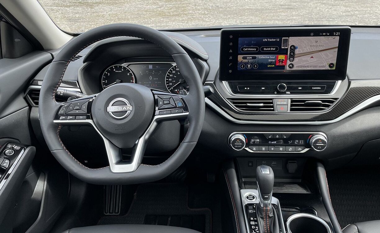 2026 Nissan Altima Sr Features