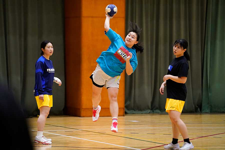 ハンドボール投げ世界記録は存在？非公認の衝撃数値と遠投の極意