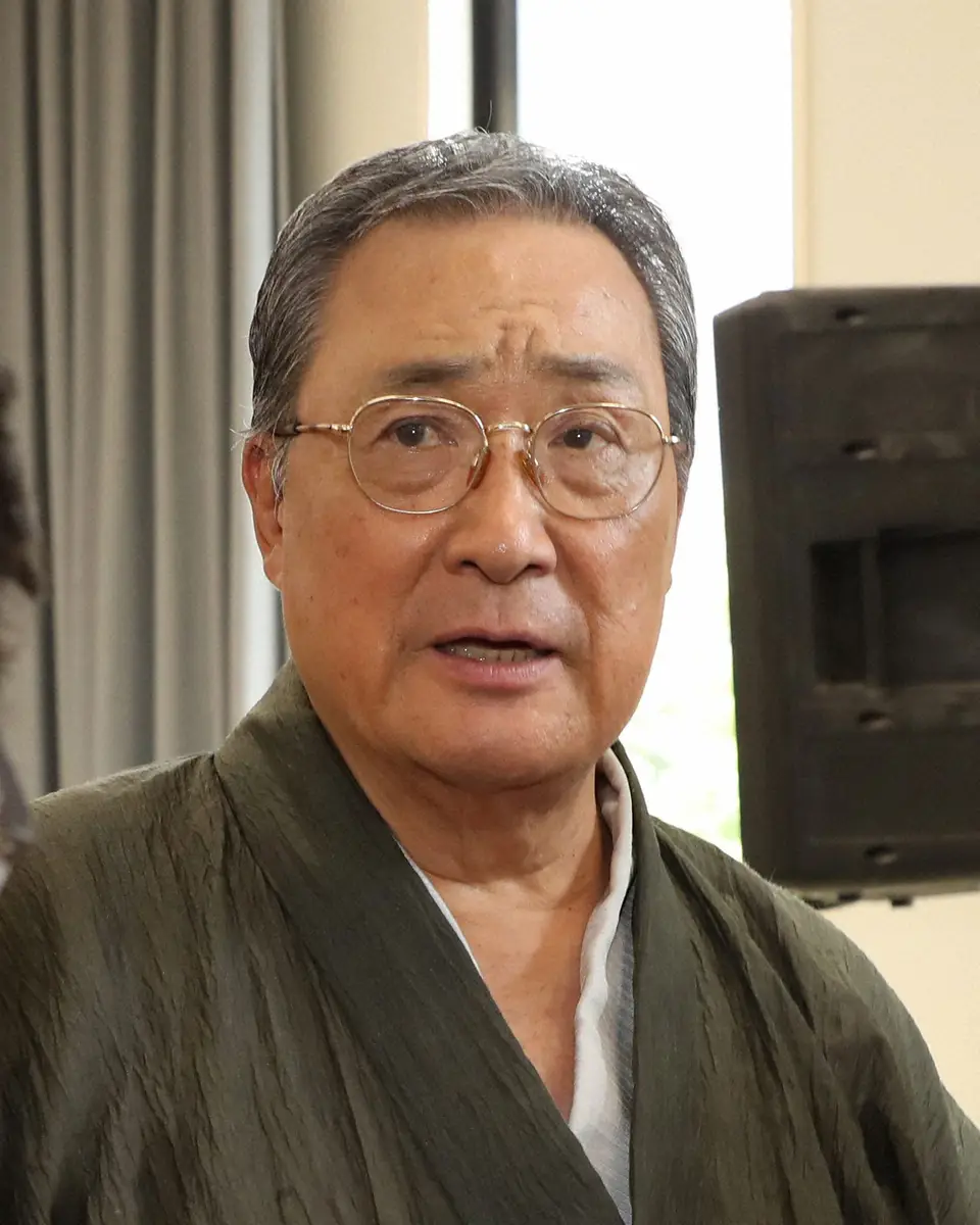 大相撲解説親方の評判と交代真相！わかりやすい人気陣と歴代の現在