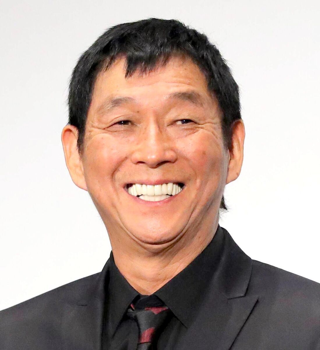 明石家さんまの現在の年齢は何歳？驚きの若さの秘訣と引退説の真相