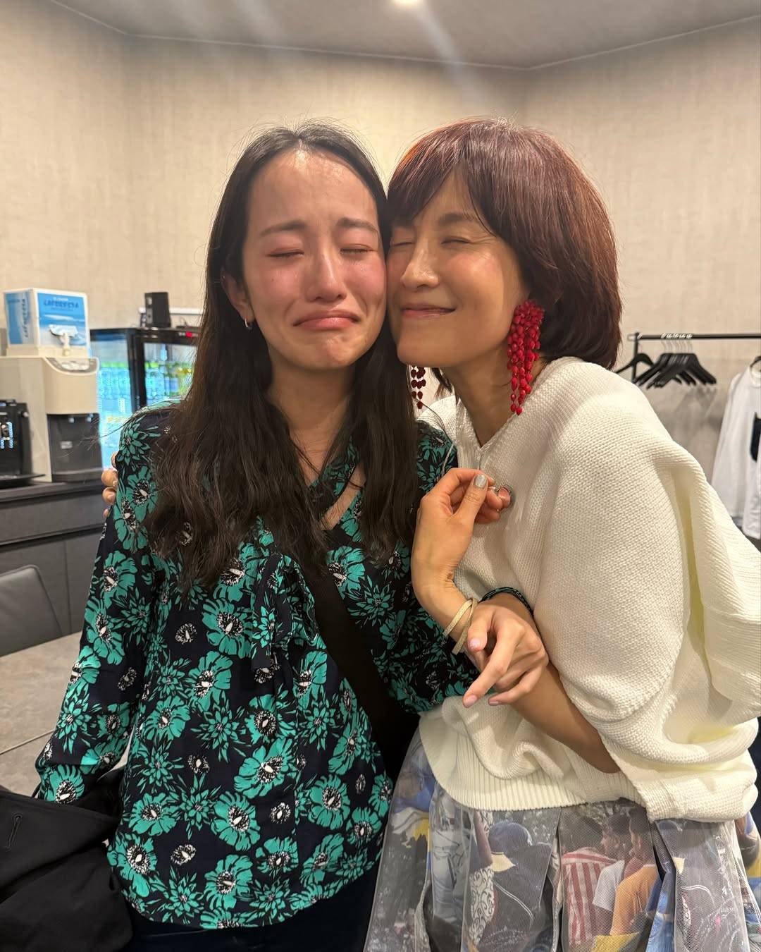 【2026最新】マイラバAkkoの現在｜離婚・再婚の真相と娘たちの今