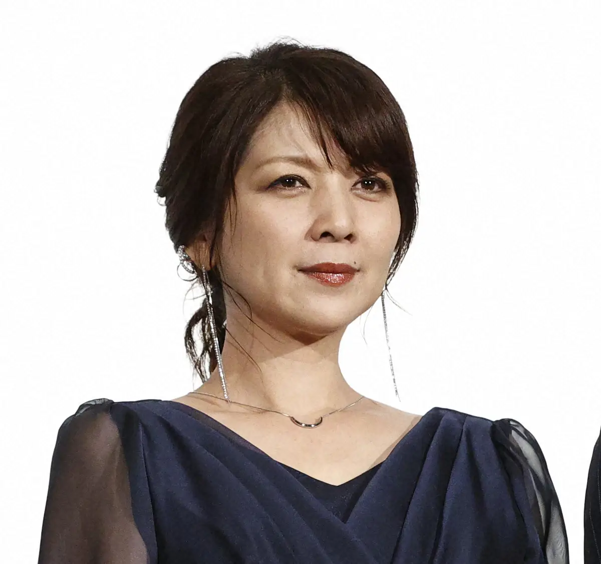 飯島直子の現在の実年齢は？奇跡の美肌とすっぴんの真相を徹底解剖