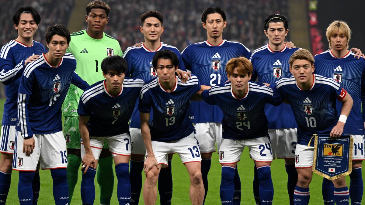 【2026最新】サッカー日本代表メンバー顔写真＆背番号・所属一覧