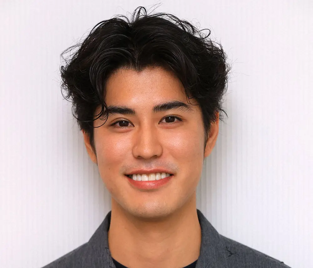寛一郎の母親・広田亜矢子の正体｜名門芸能一家を支える元女優の現在