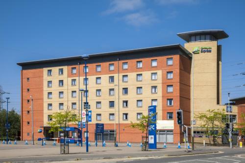 Holiday Inn Express Leicester City an Ihg Hotel