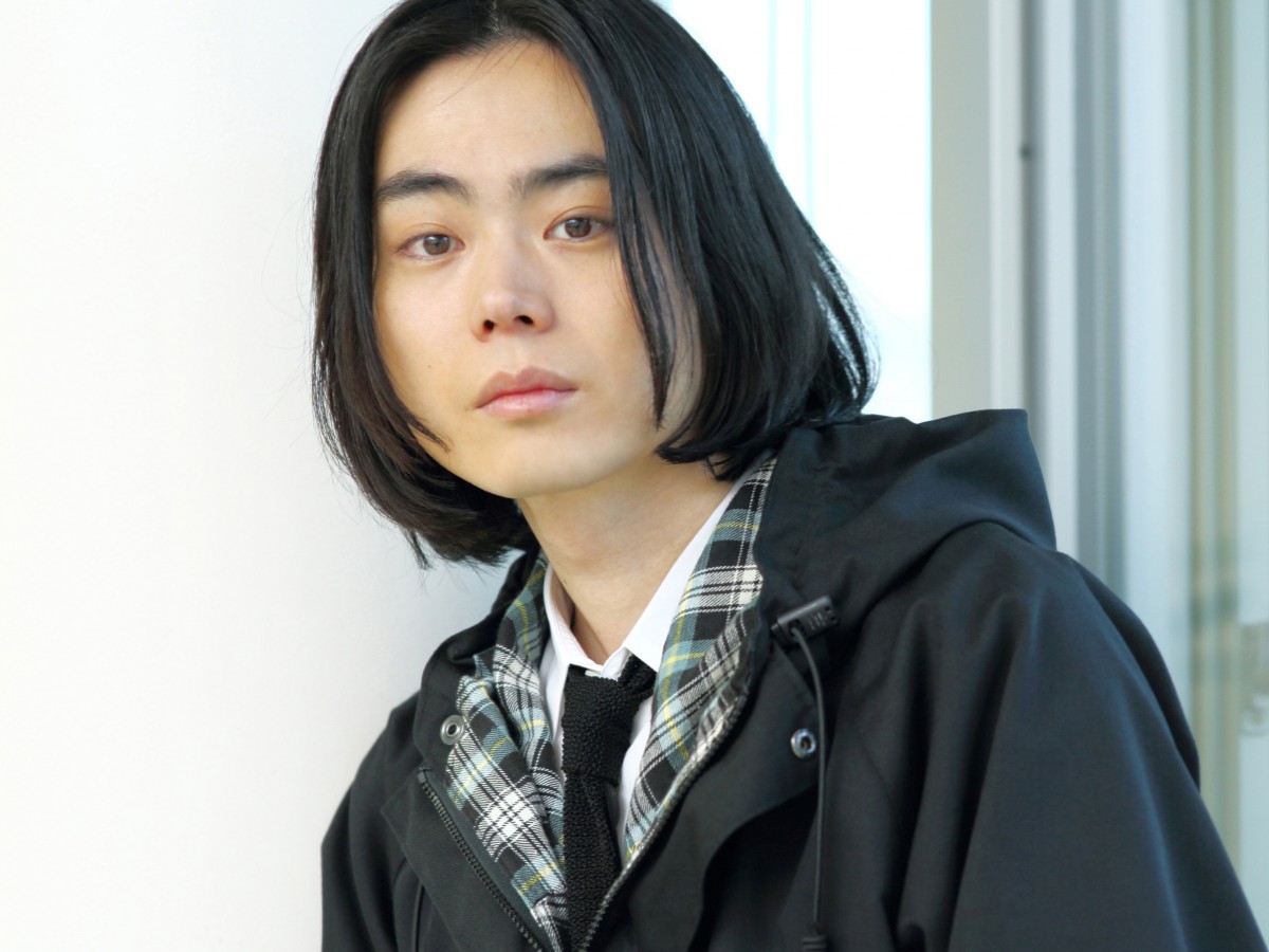 菅田将暉のロン毛はなぜ似合う？髪型遍歴と伸ばす理由を徹底解剖