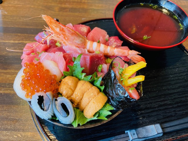 高槻で痺れる至高の一杯！名店きさくの汁なし担々麺と穴場時間