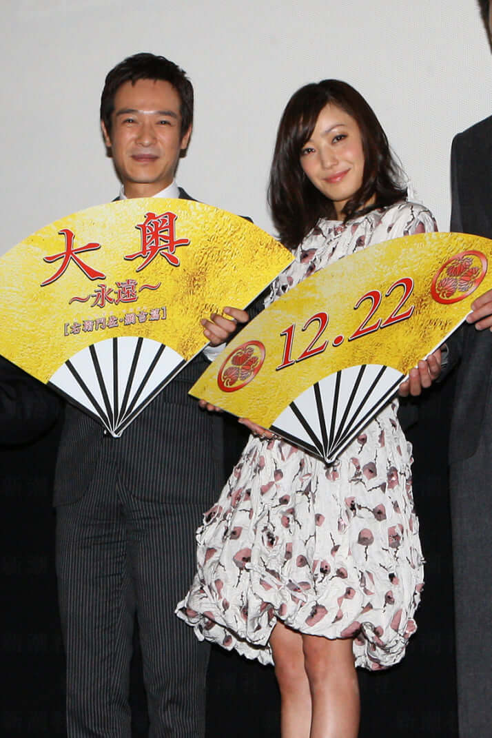 【2026年最新】堺雅人＆菅野美穂の子供たちの現在｜超有名校での学校生活と夫妻が貫く「本物の英才教育」