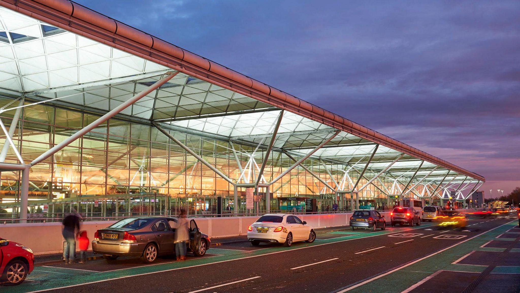 Stansted Airport Thremhall Avenue Essex Cm24 1Pz