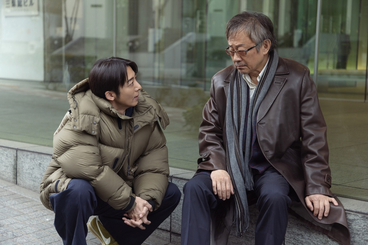 高橋一生の父親は本当に俳優？3人の父と壮絶な生い立ちの真相を徹底解説