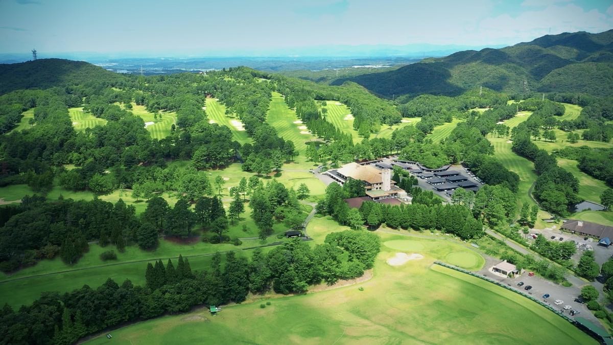 六甲国際ゴルフ倶楽部の真価とは？予約法や料金から難易度まで徹底解剖