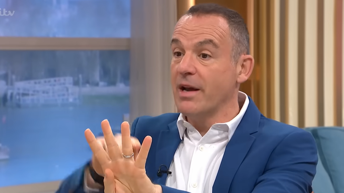 Martin Lewis Suggests Using Tactical Curtains to Save Energy