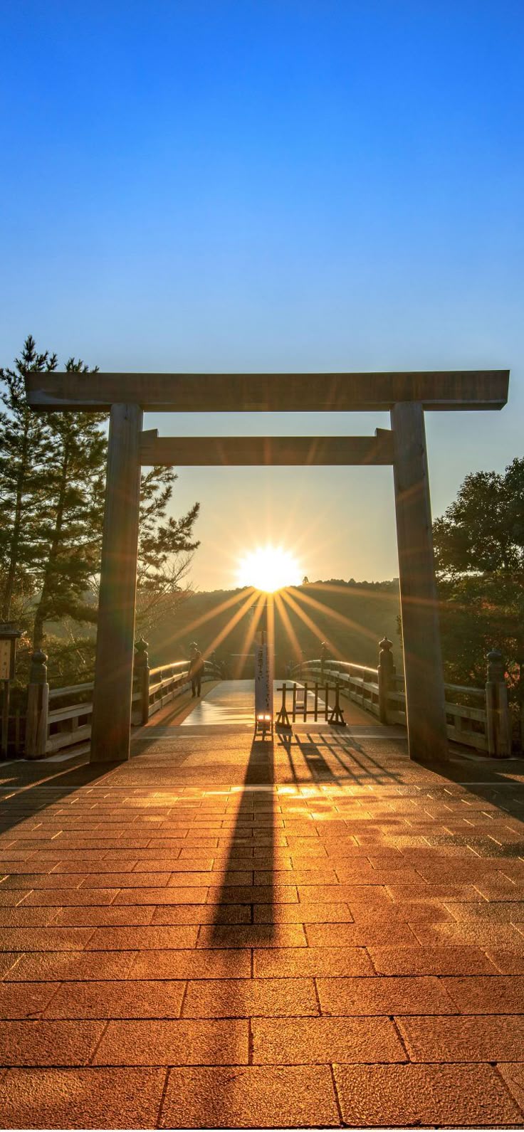 伊勢神宮の日の出待ち受けで金運急変？噂の真相と2026年最新設定術
