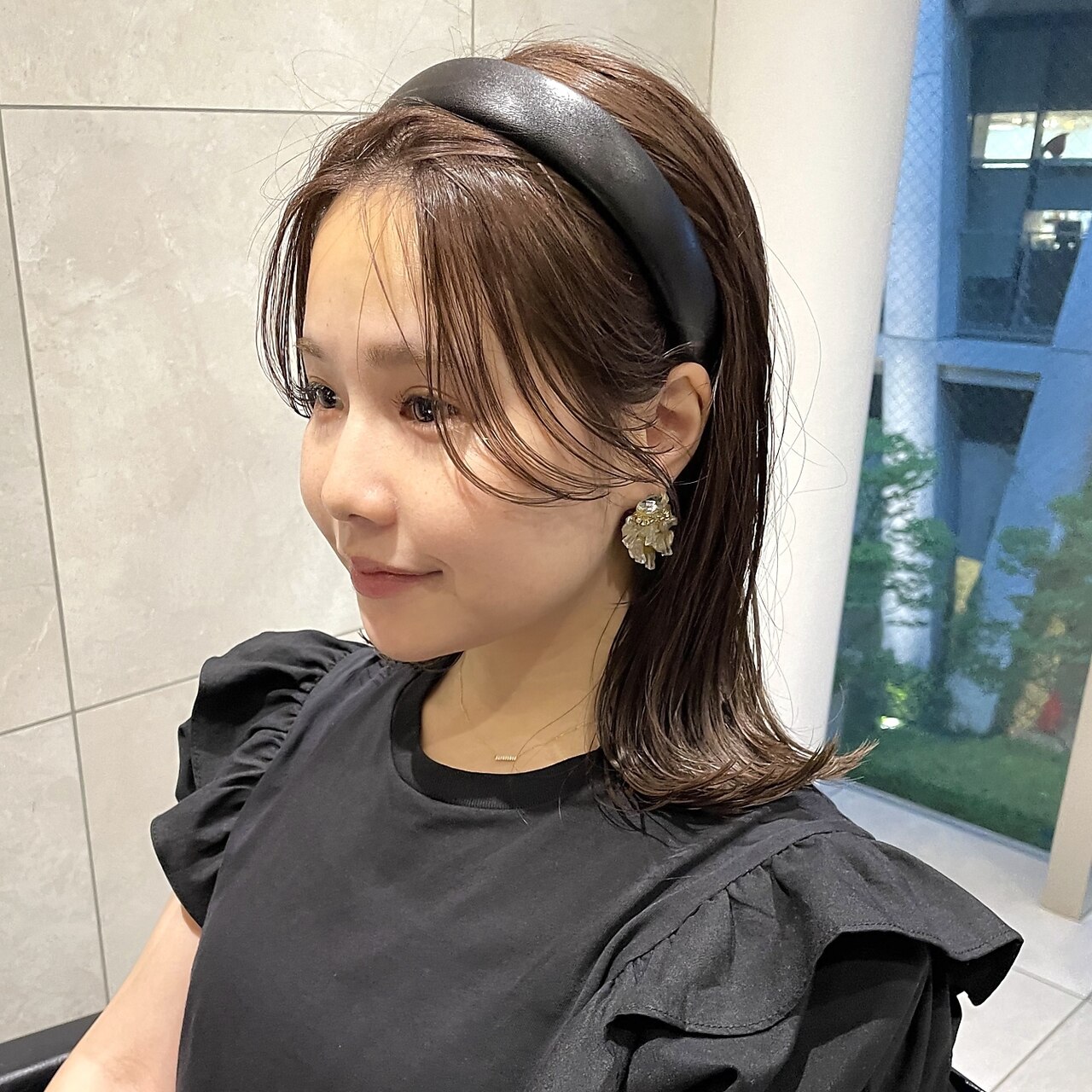 カチューシャヘアアレンジ完全攻略｜痛い・子供っぽい原因を解明
