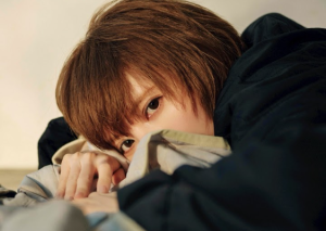 奇跡の40歳・益若つばさが投じた「無加工」の一石。Snsの虚飾に疲れた私たちが、彼女のリアルに熱狂する理由