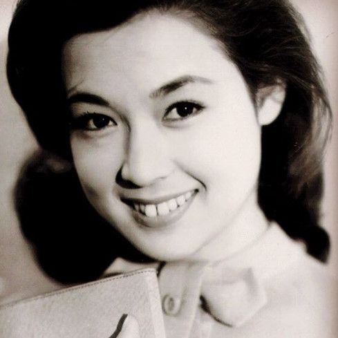 昭和の怪物と大女優が駆け抜けた狂乱の時代――今明かされるアントニオ猪木と倍賞美津子の「真実の愛」