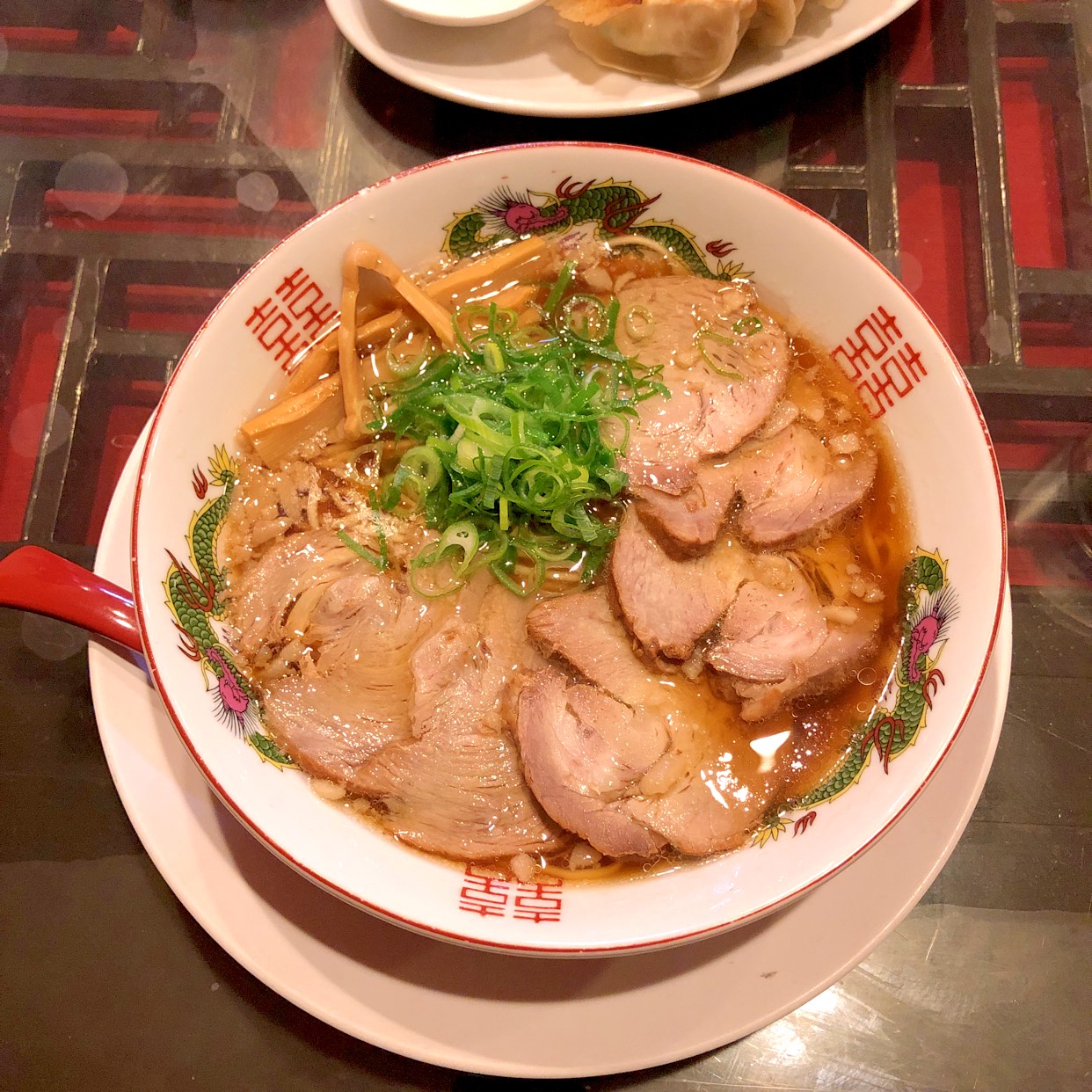 中華そばふじい芦原橋本店の真実！行列呼ぶ漆黒炒飯と王道醤油の魅力