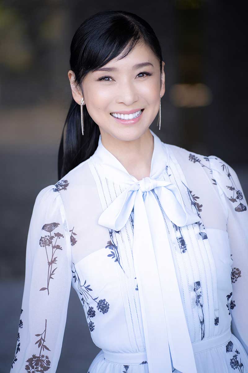 黒木瞳の旦那・伊知地俊夫の電通役員説と年収！離婚疑惑や娘の現在を追う