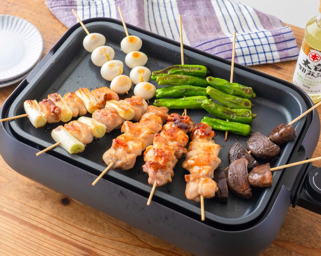 ホットプレート焼き鳥の極意！煙を出さず居酒屋の味を再現する裏技