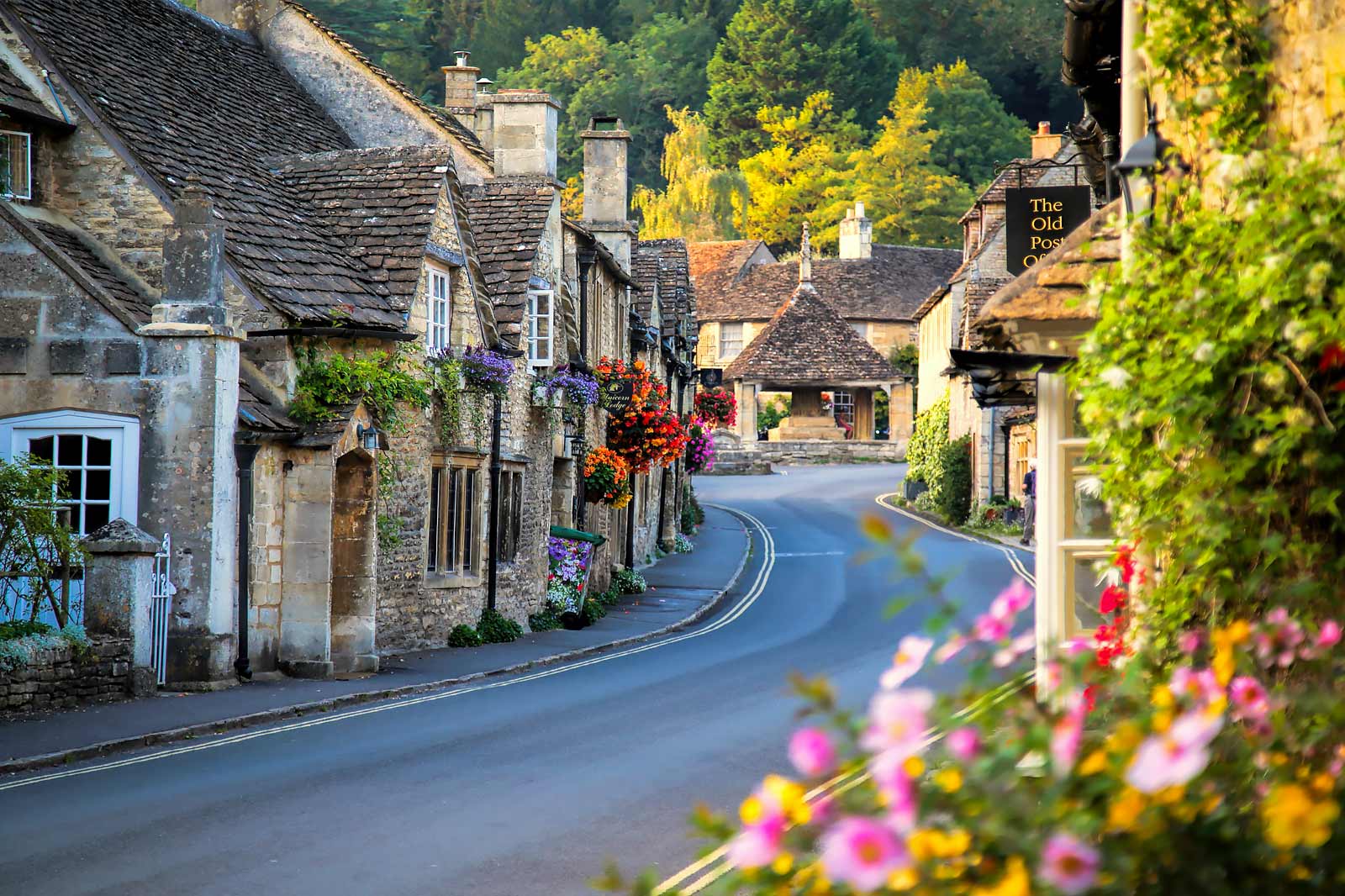 Inside the Cotswolds: the Picturesque Region Chosen by the Sussexes