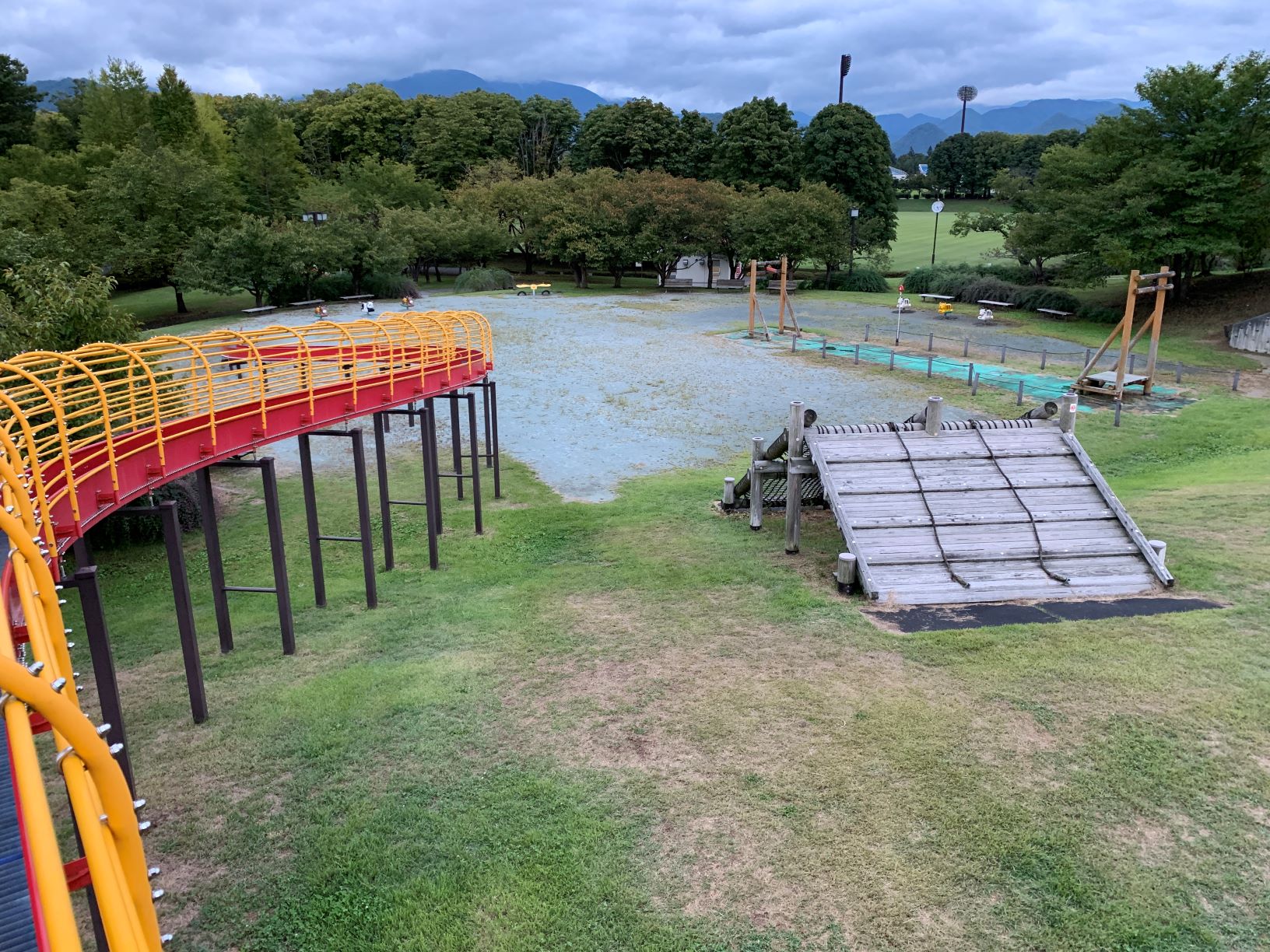 山形県総合運動公園の駐車場混雑と紅葉・施設活用完全ガイド2026
