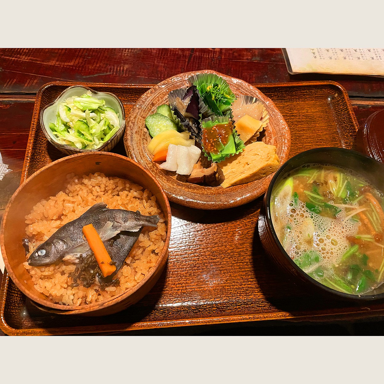 榛名山の秘境グルメ「魚籠屋」を徹底解剖！囲炉裏川魚と予約のリアル
