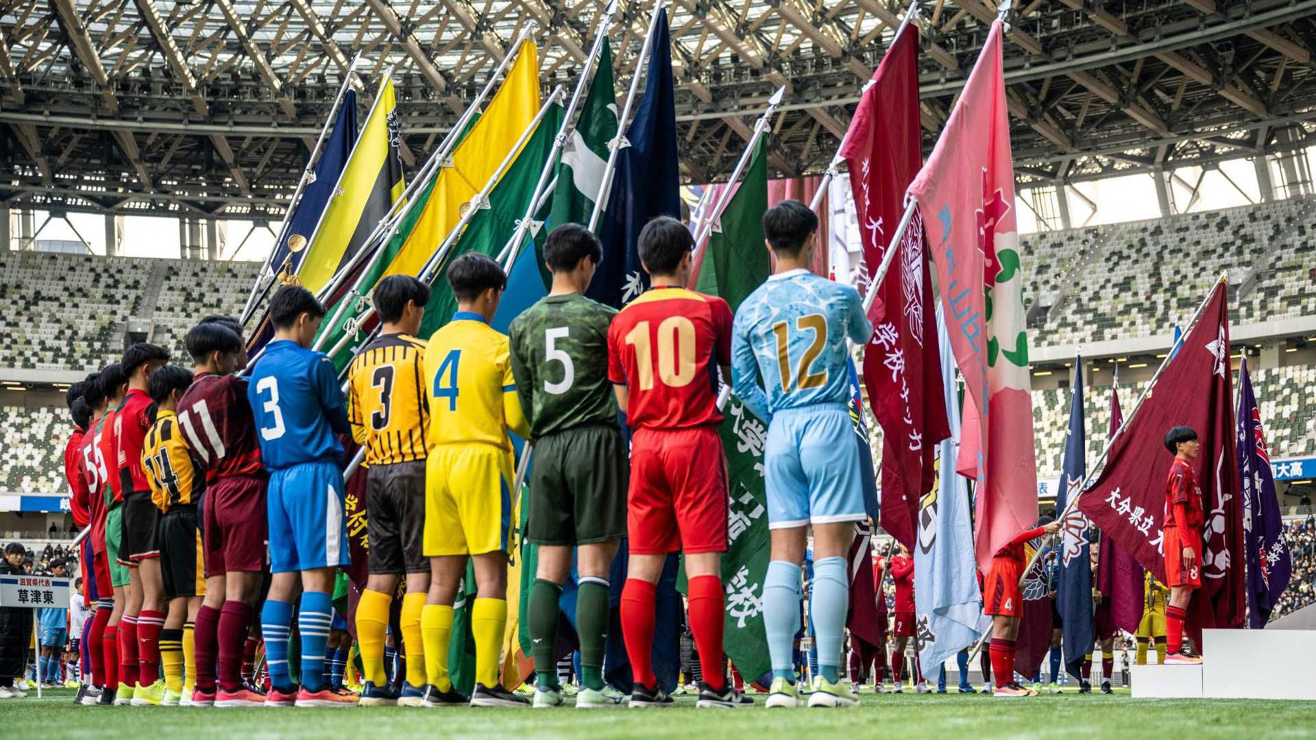 サッカー嫌いな有名人の意外な本音！プロ野球派の暴露と拒絶の理由